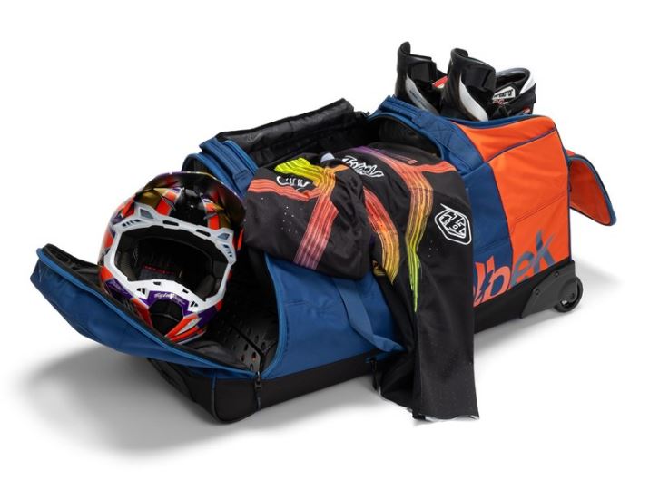 ALBEK GEAR BAG MERIDIAN WHEELED COVERT - 4 colours to choose from