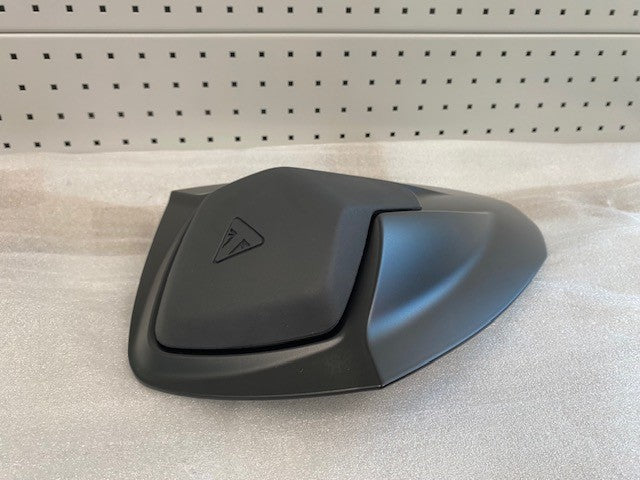 GENUINE TRIUMPH SEAT COWL ASSEMBLY, MATT JET BLACK T2314012-PS