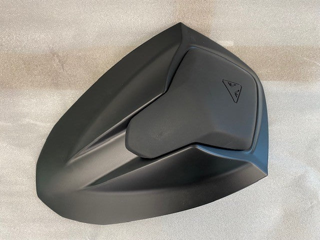 GENUINE TRIUMPH SEAT COWL ASSEMBLY, MATT JET BLACK T2314012-PS