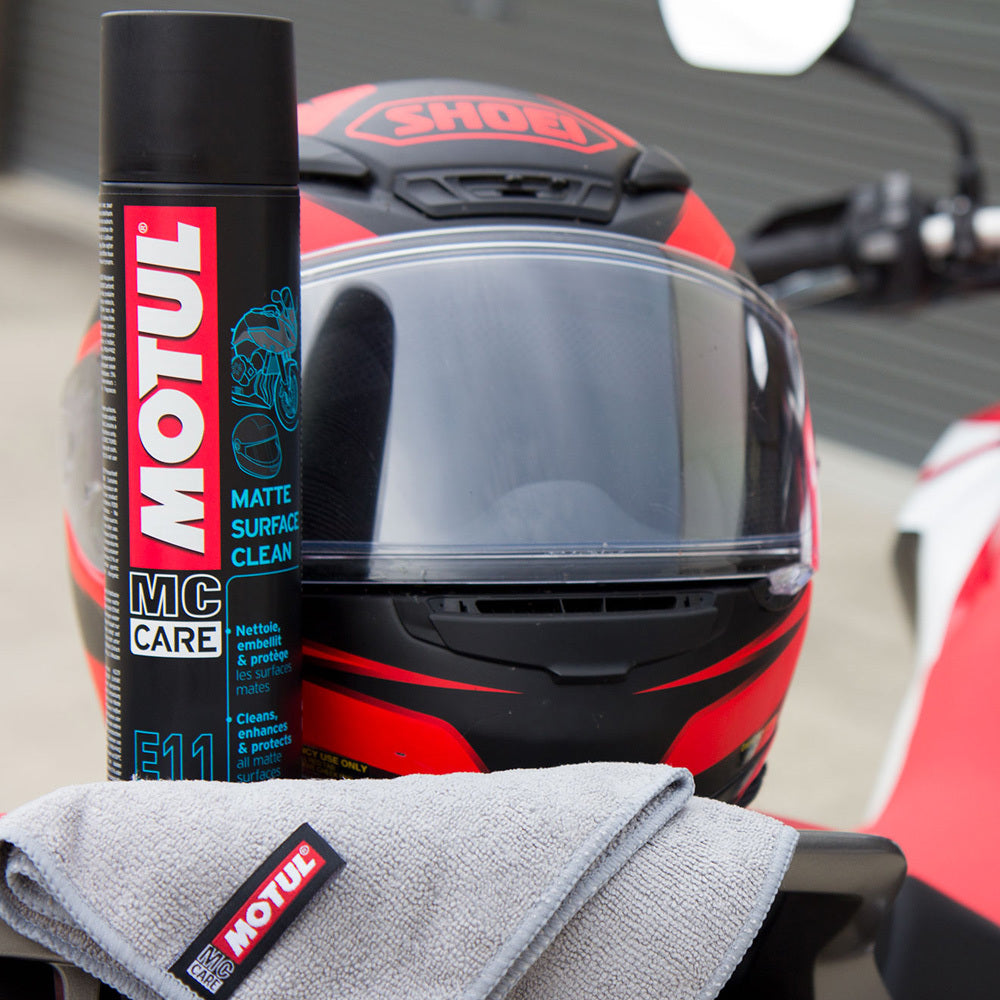 MOTUL E11 MATTE SURFACE CLEANER - 400mL