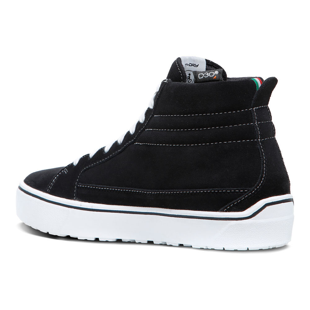 TCX STREET 3 WATERPROOF BOOTS BLACK/ WHITE 47